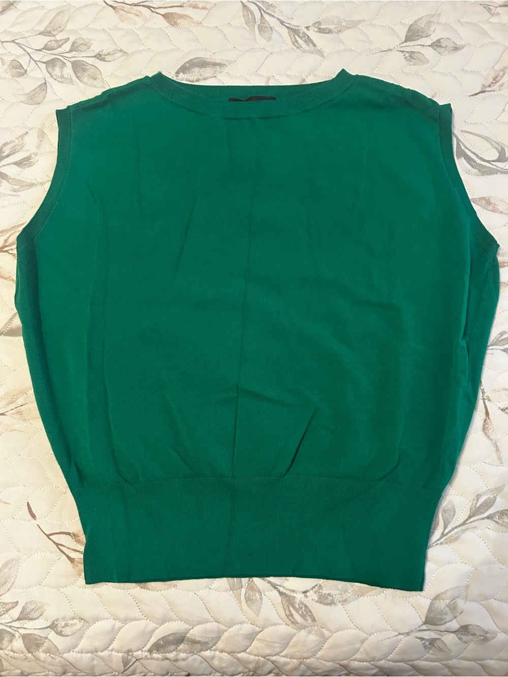Sleeveless Green Women's Sweater Top